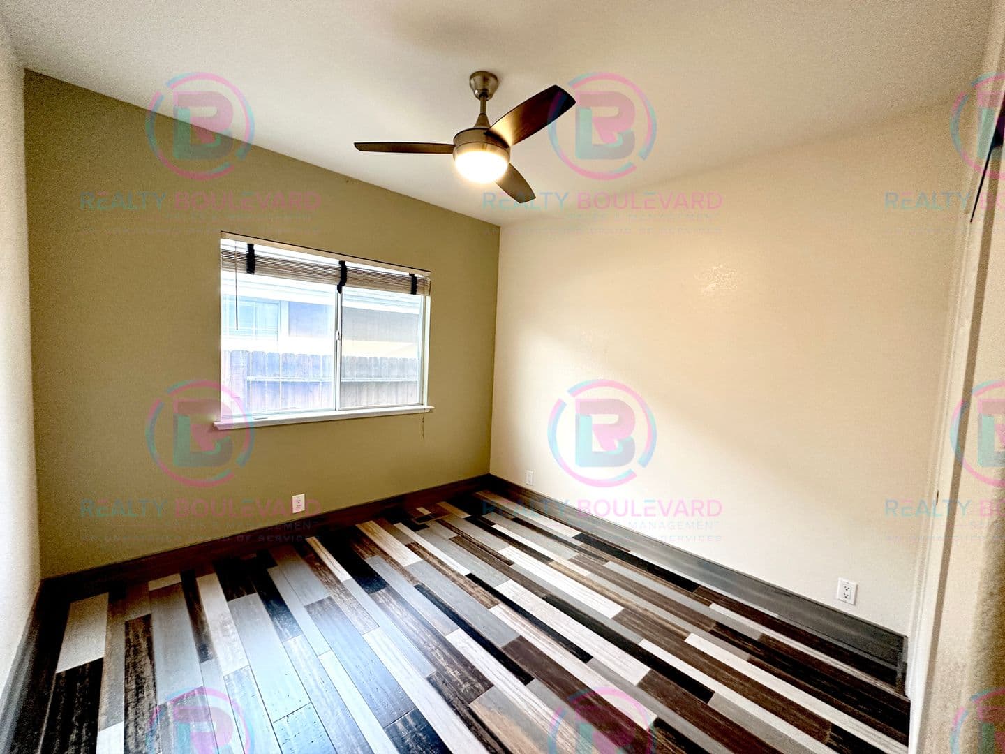 Sparks House: 930 Del Sol