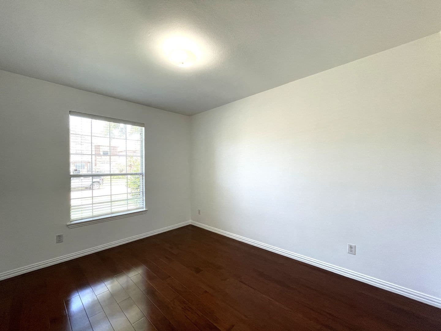 Plano House: 4400 Avebury Dr