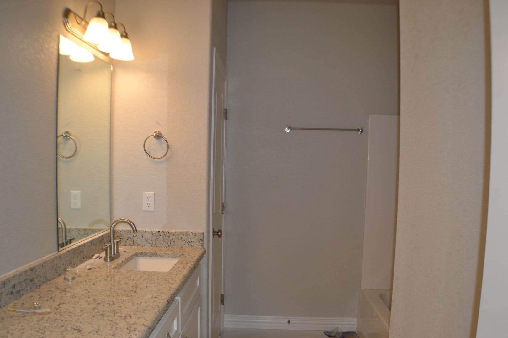 Durant House: 238 Western Hills Dr