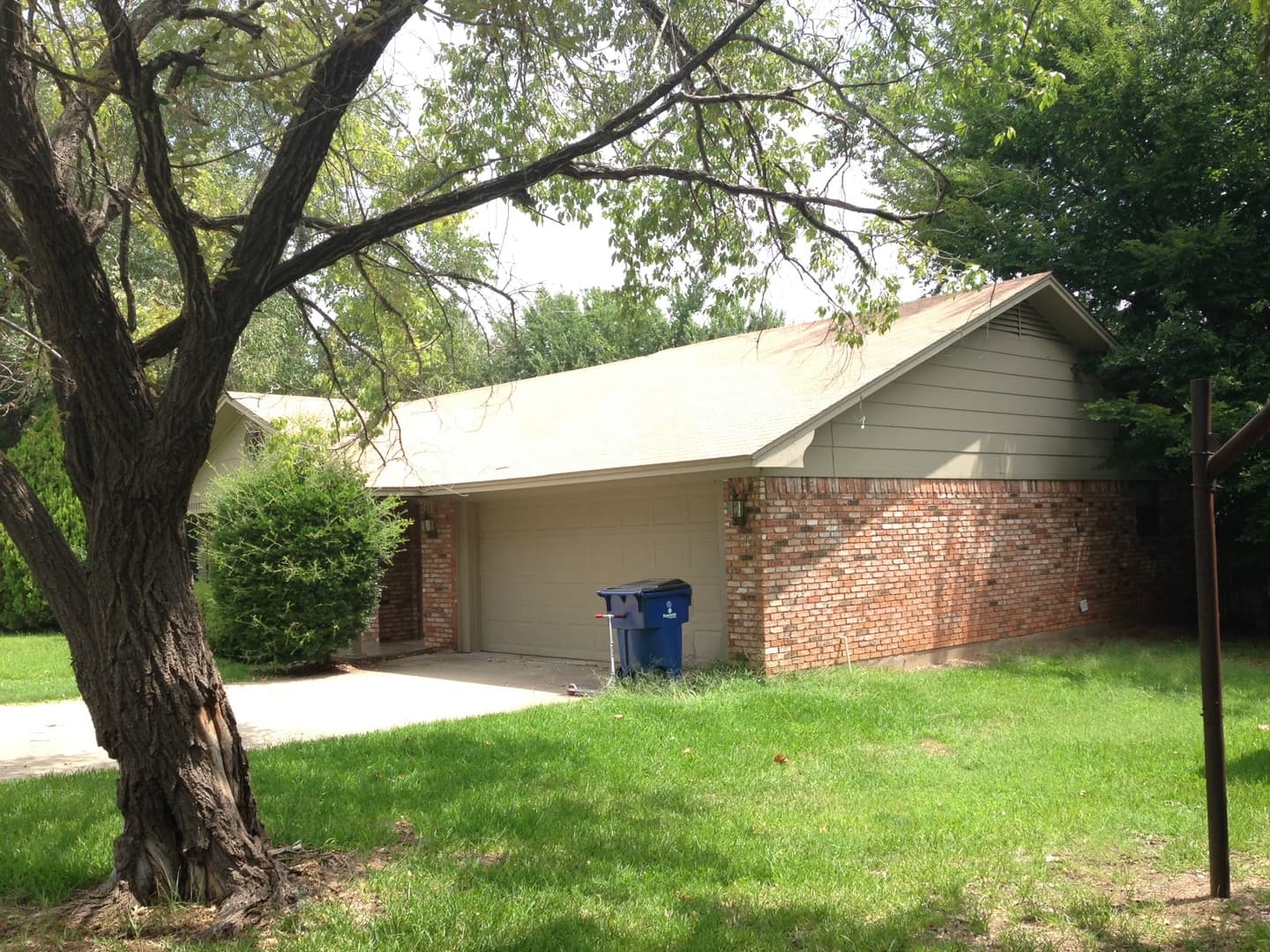 Denison House: 66 Haven Cir