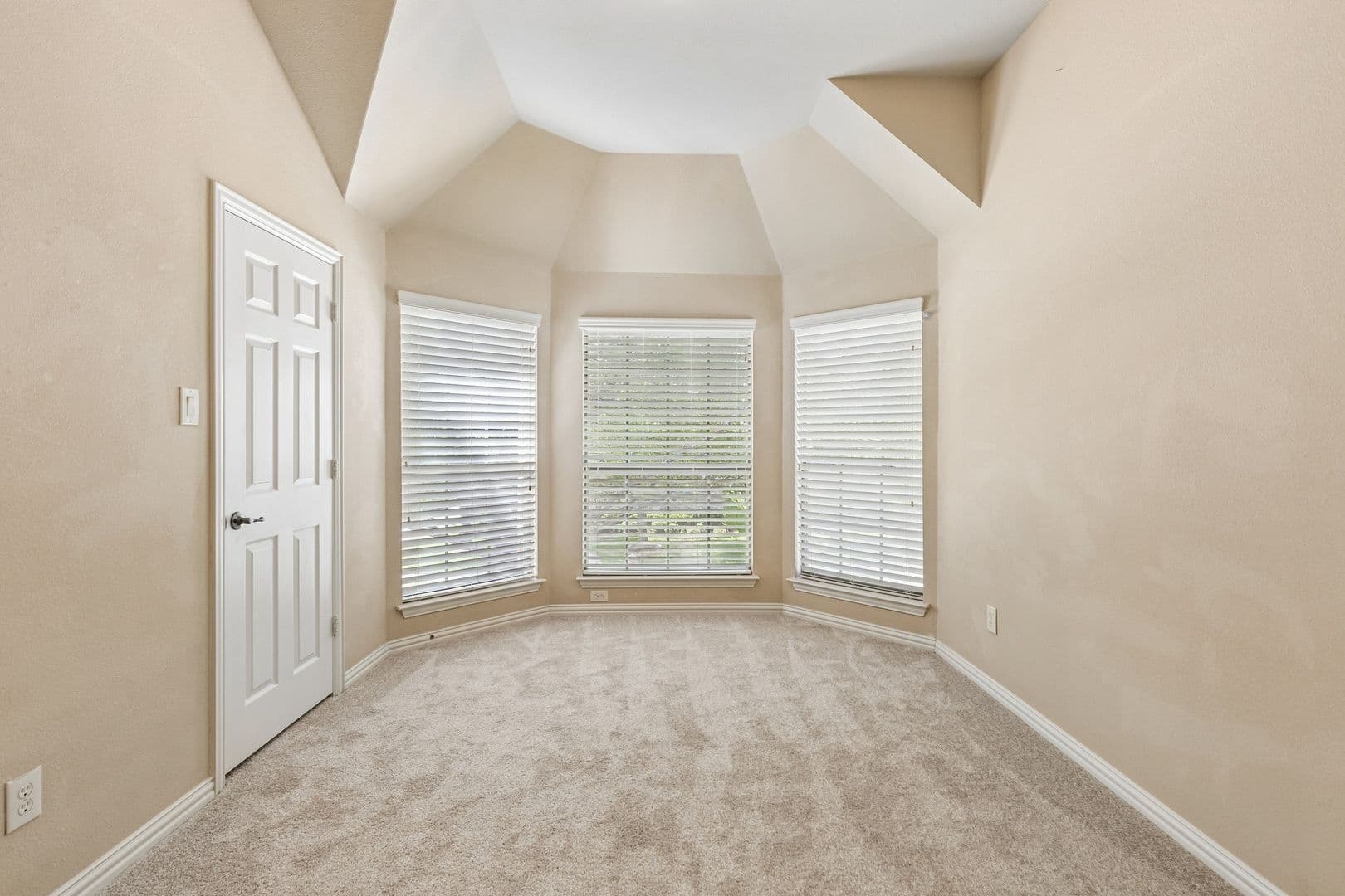 Allen House: 956 Cougar Dr, Allen TX 75013