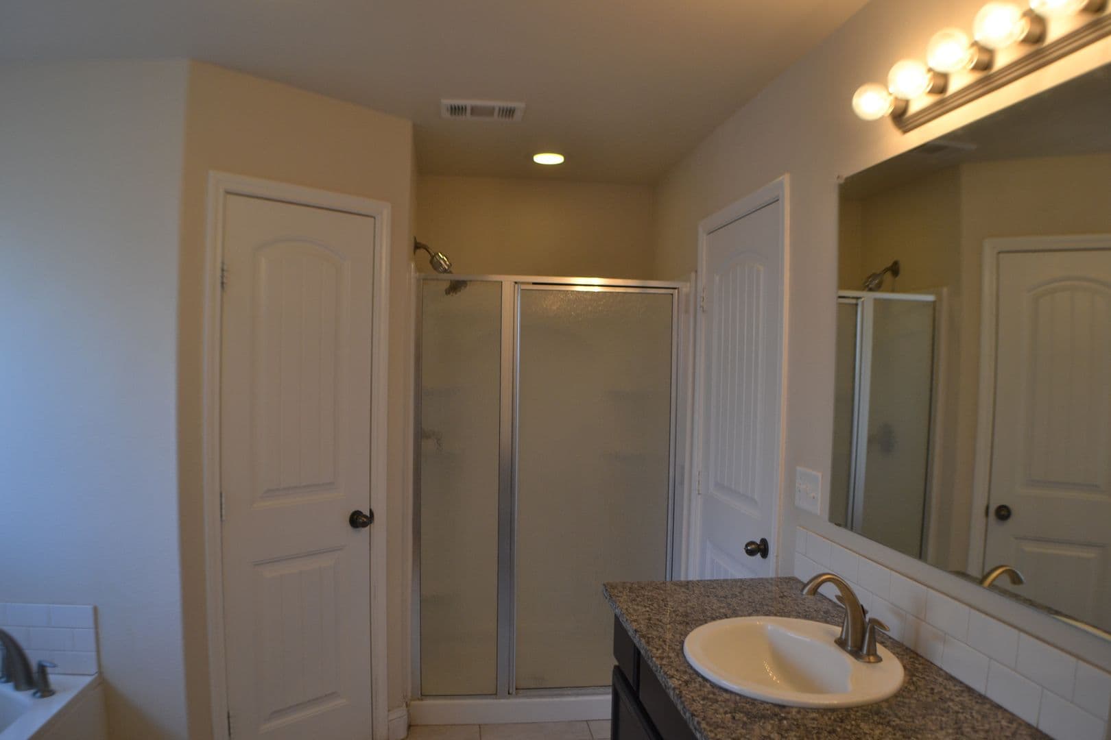 Midland House: 1220 Randolph Lane