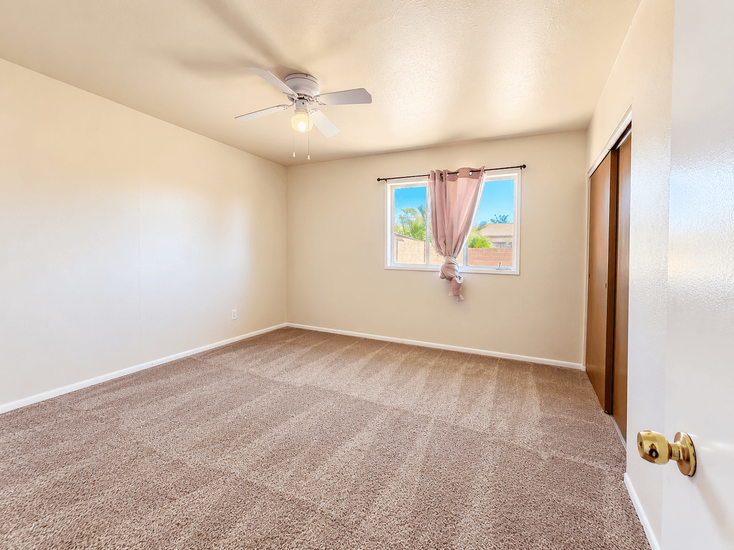 Glendale House: 5723 N 62nd Ave