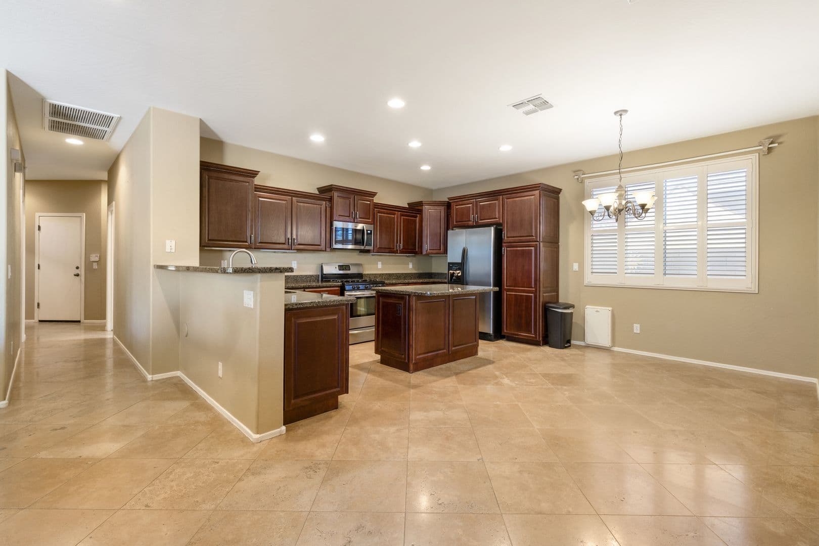 Gilbert House: 2992 E Ravenswood Dr
