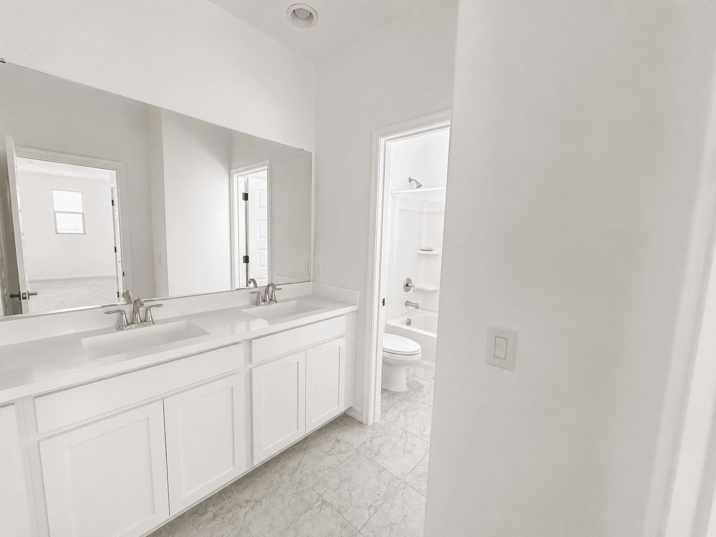 Surprise House: 14304 W Calle Lejos