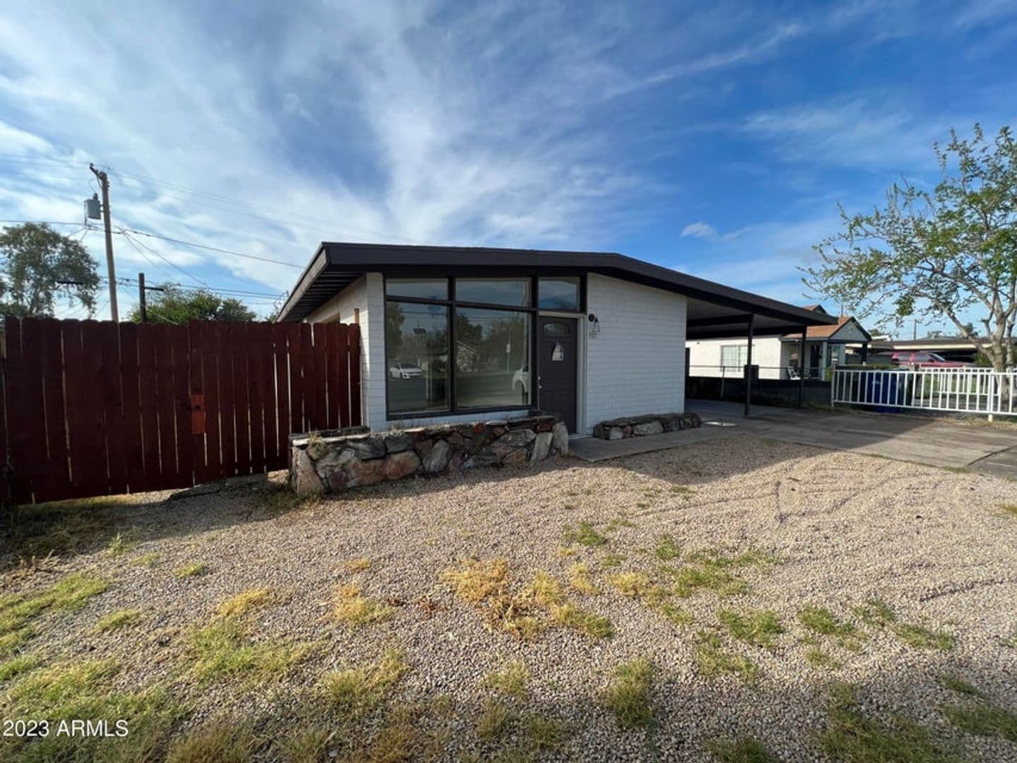 Mesa House: 453 W University Dr