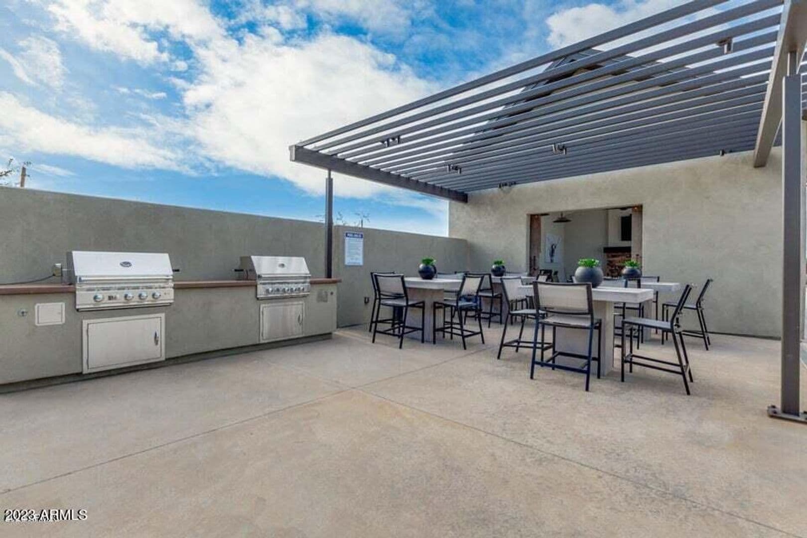 Chandler House: 1107 S Vine St
