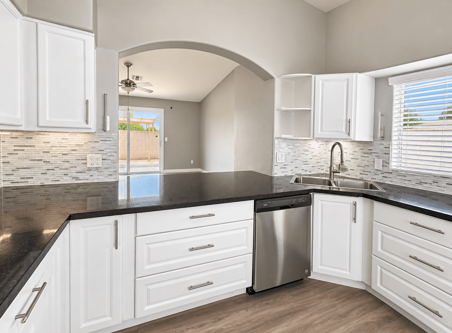 Phoenix House: 8520 W Palm Ln #1101