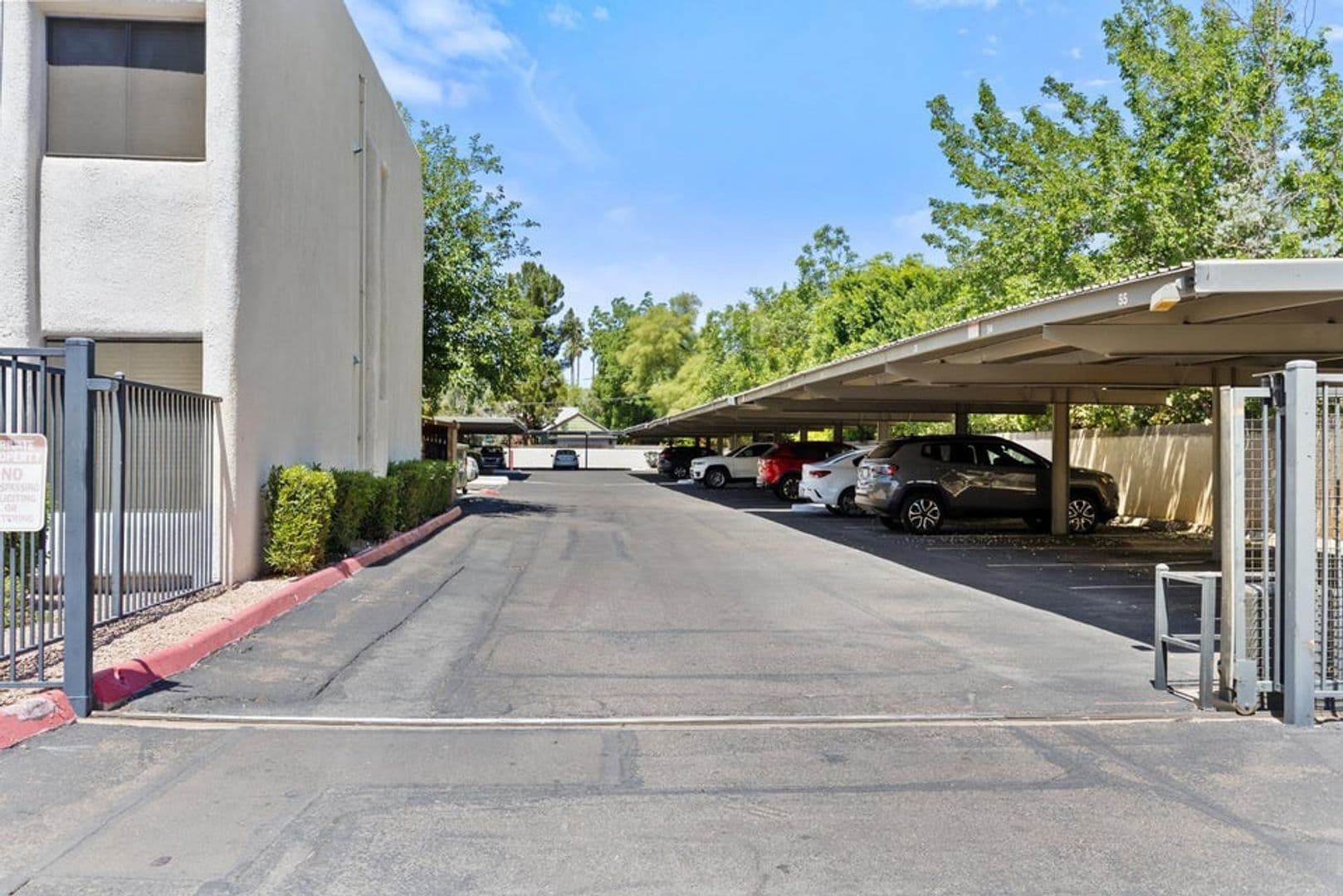 Phoenix Apartment: 302 E Monte Vista Rd A4