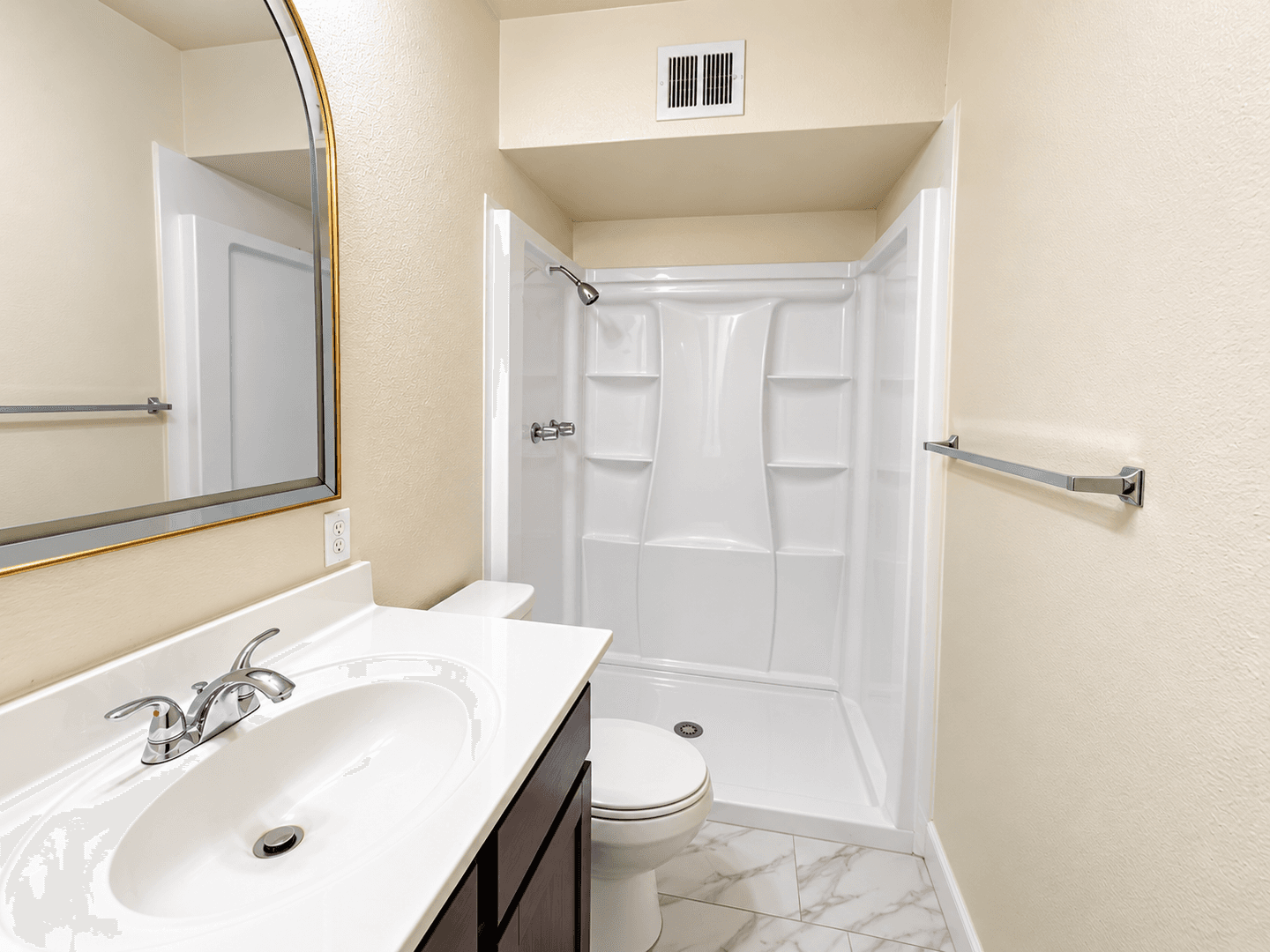 Glendale House: 5723 N 62nd Ave