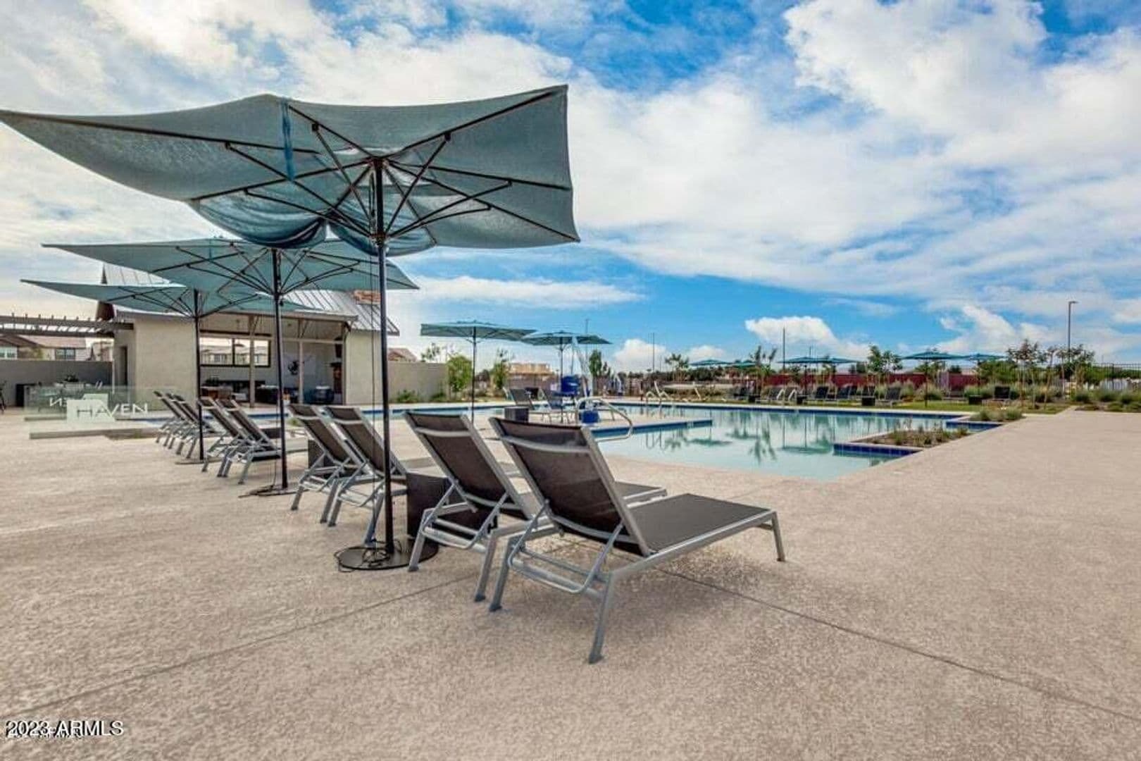 Chandler House: 1107 S Vine St