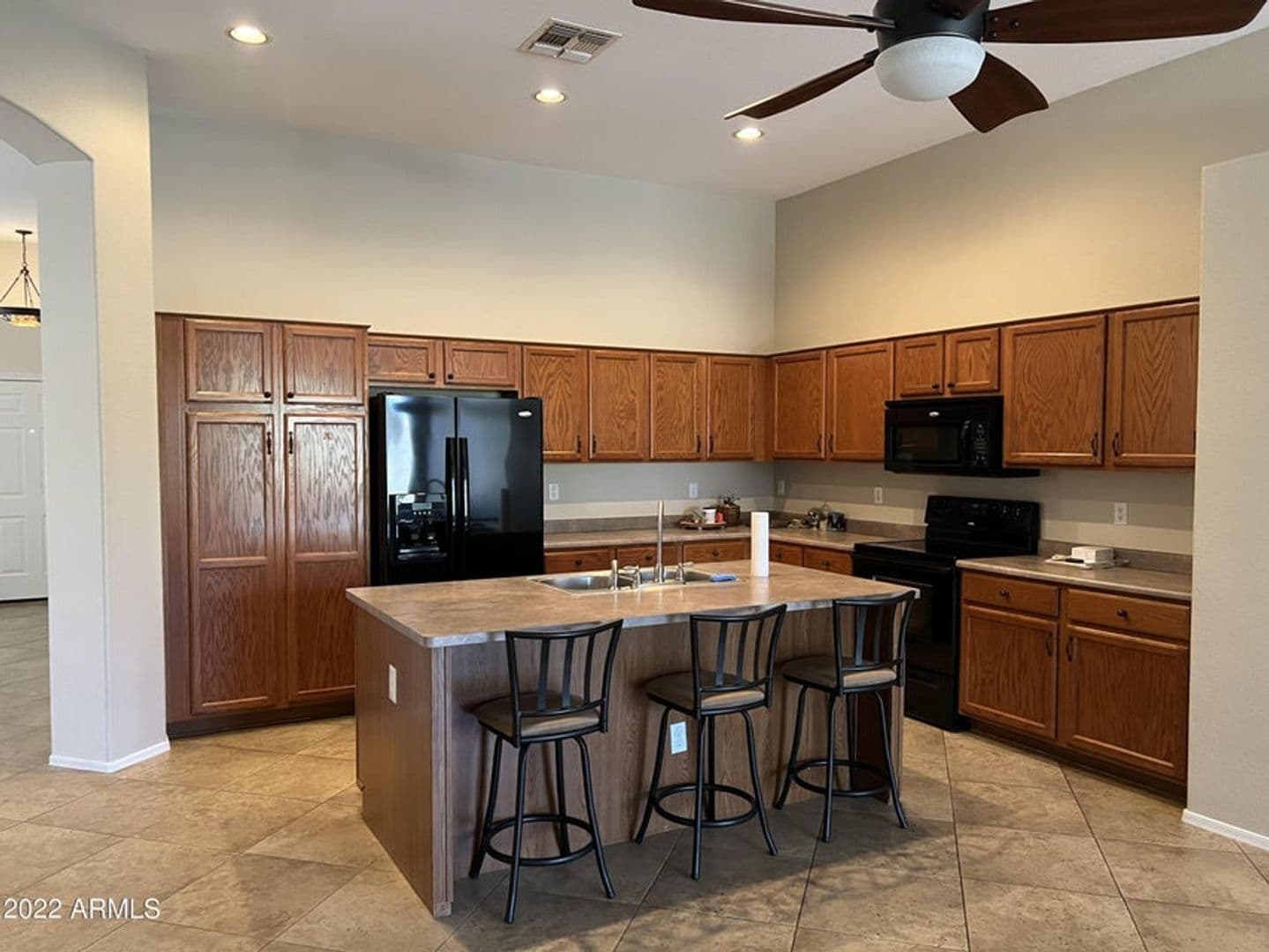 Peoria House: 7922 W Ross Ave