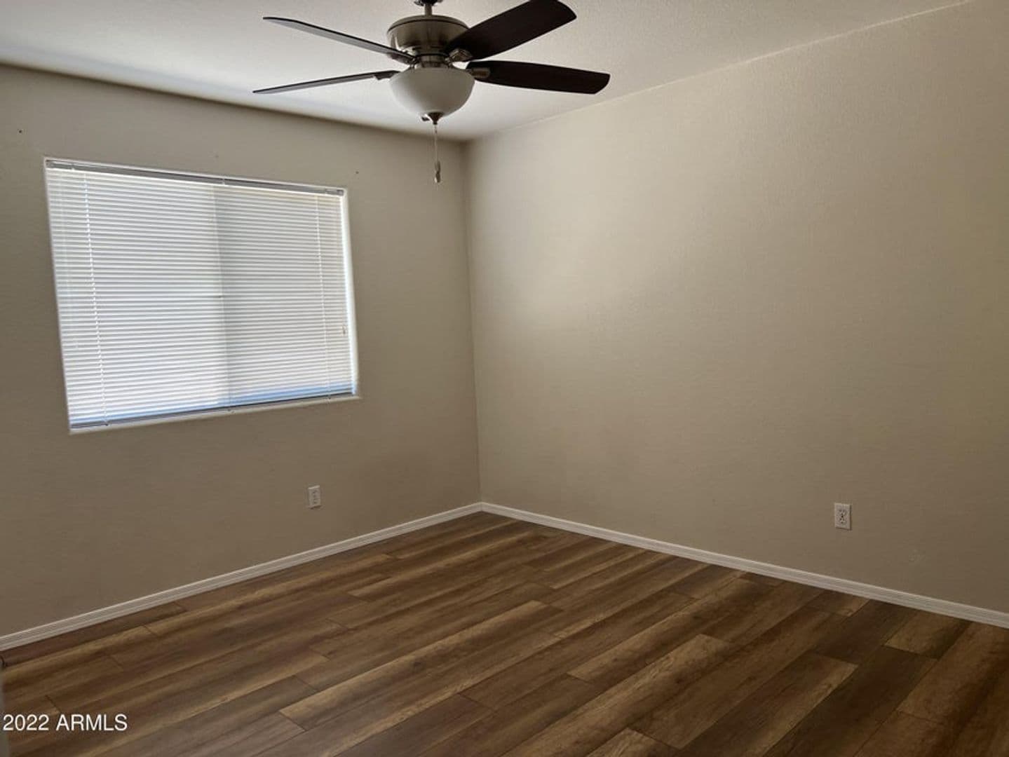 Peoria House: 7922 W Ross Ave