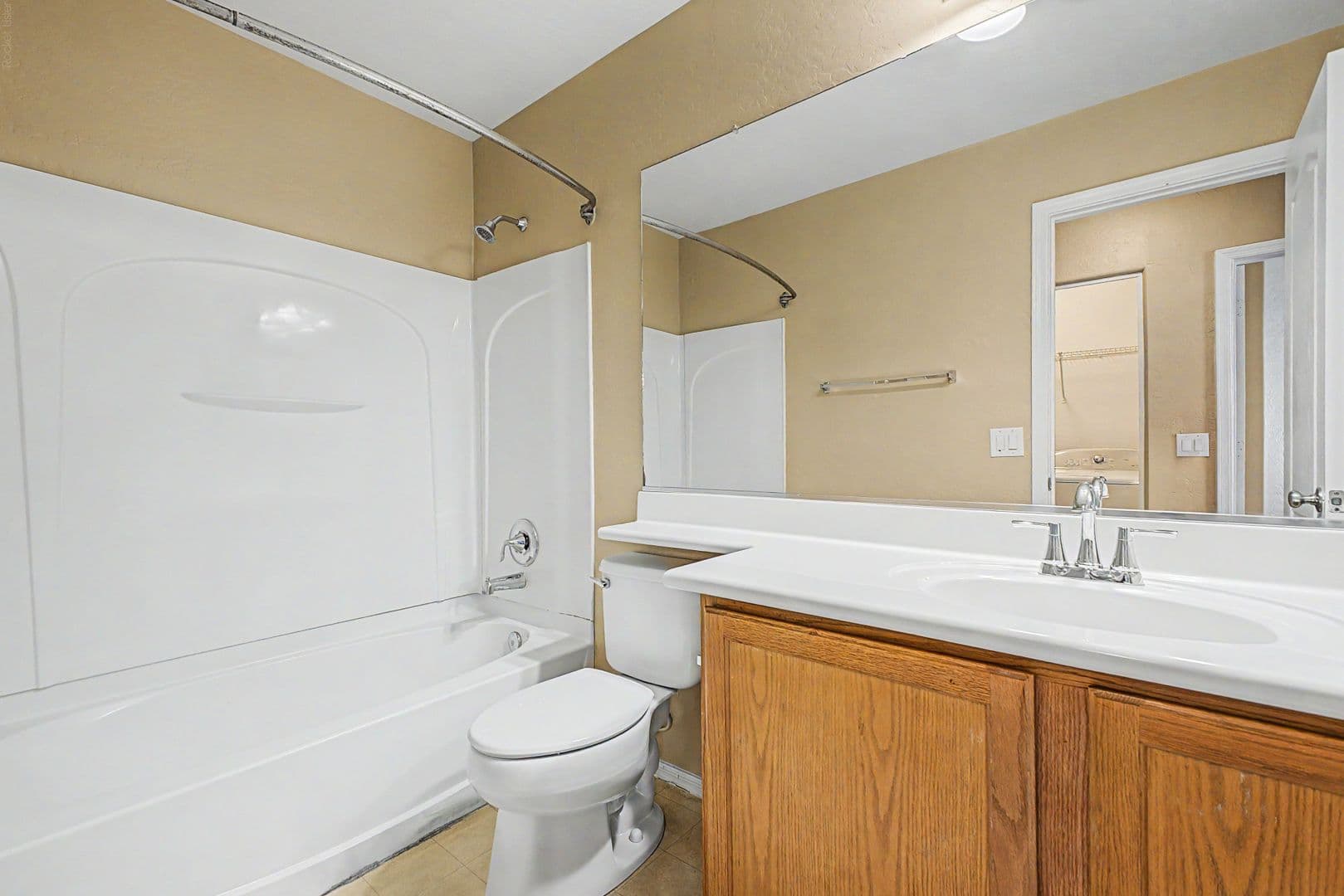 Tolleson House: 1 N 88th Dr