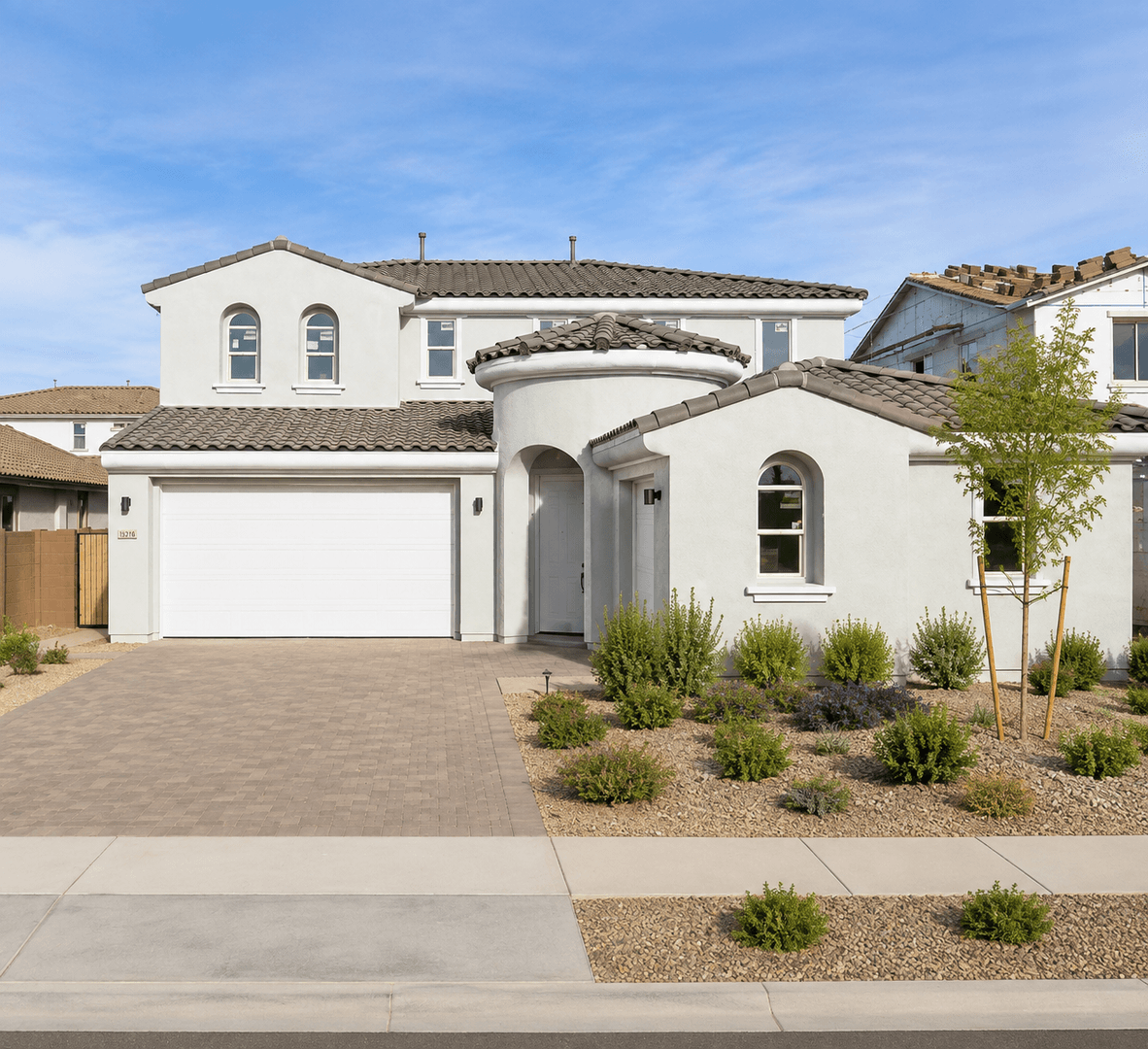 Surprise House: 14304 W Calle Lejos