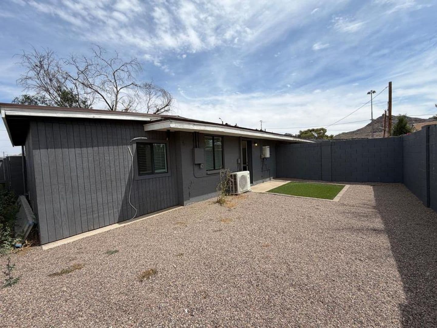 Phoenix Townhome: 1027 E Dunlap Ave #3