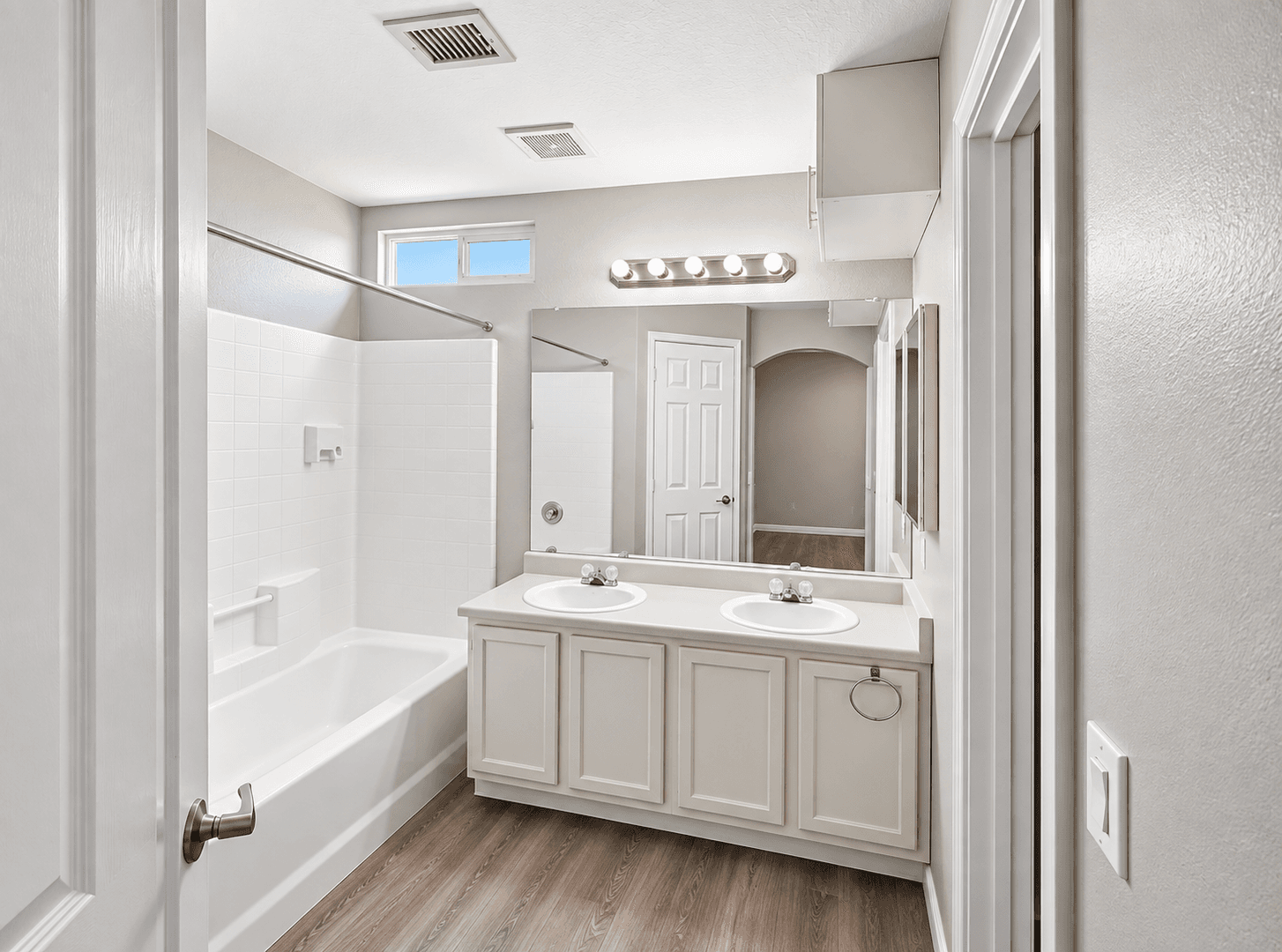 Phoenix House: 8520 W Palm Ln #1101