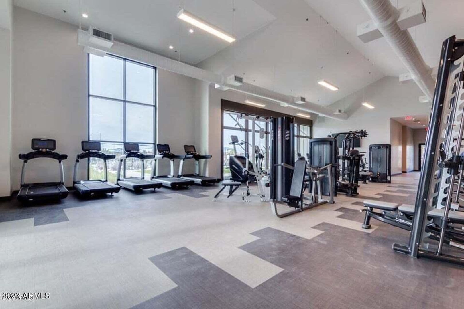 Chandler House: 1107 S Vine St