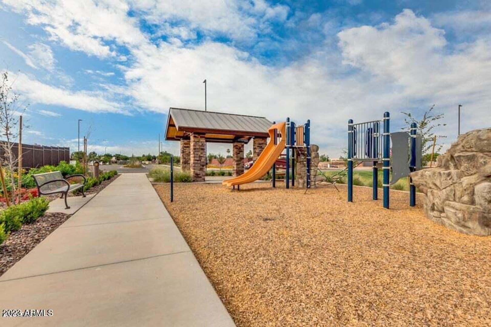 Chandler House: 1107 S Vine St