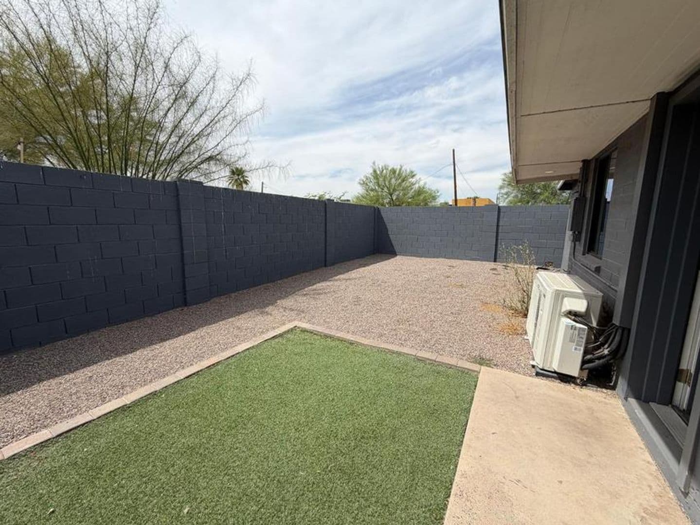 Phoenix Townhome: 1027 E Dunlap Ave #3