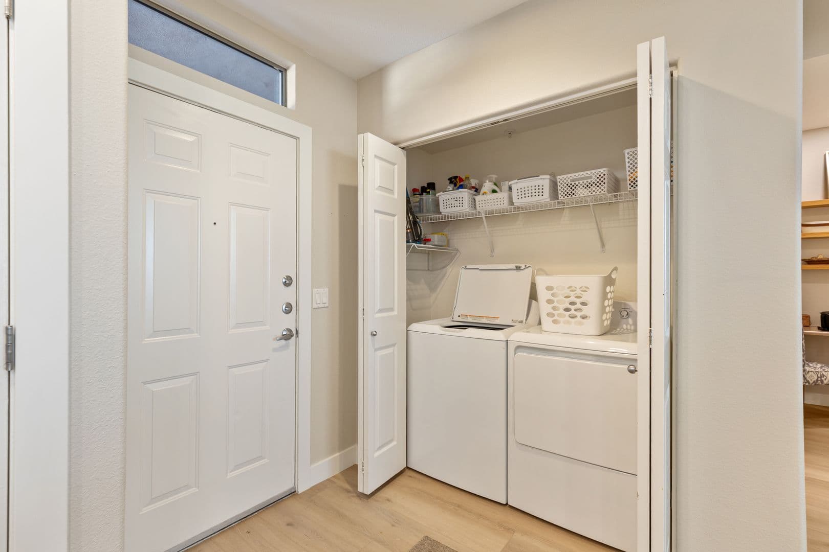 Scottsdale House: 19777 N 76th St #1332