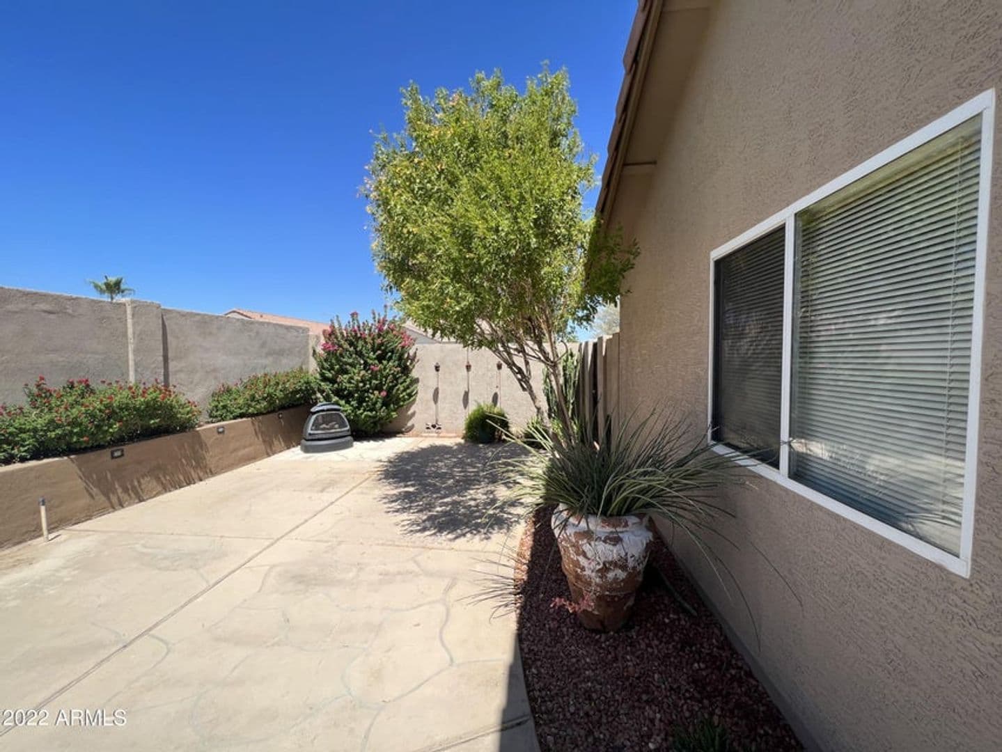 Peoria House: 7922 W Ross Ave