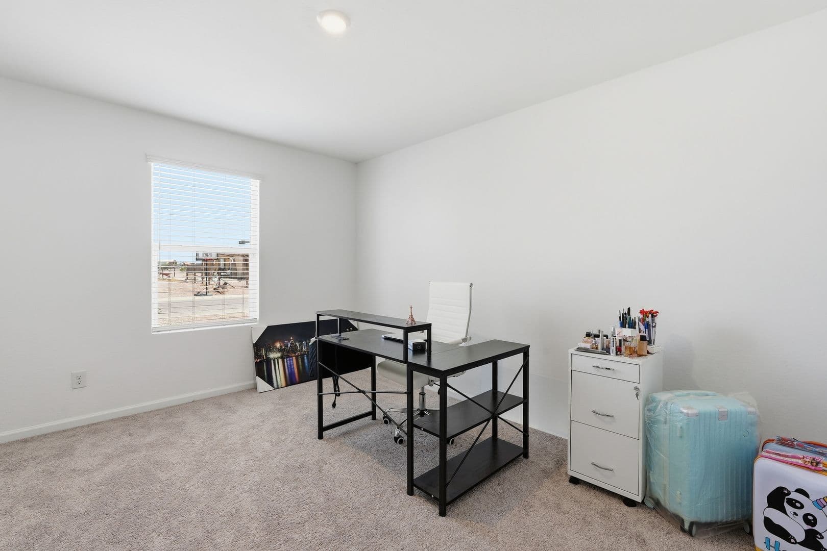 Arizona City House: 15610 S Moon Valley Rd