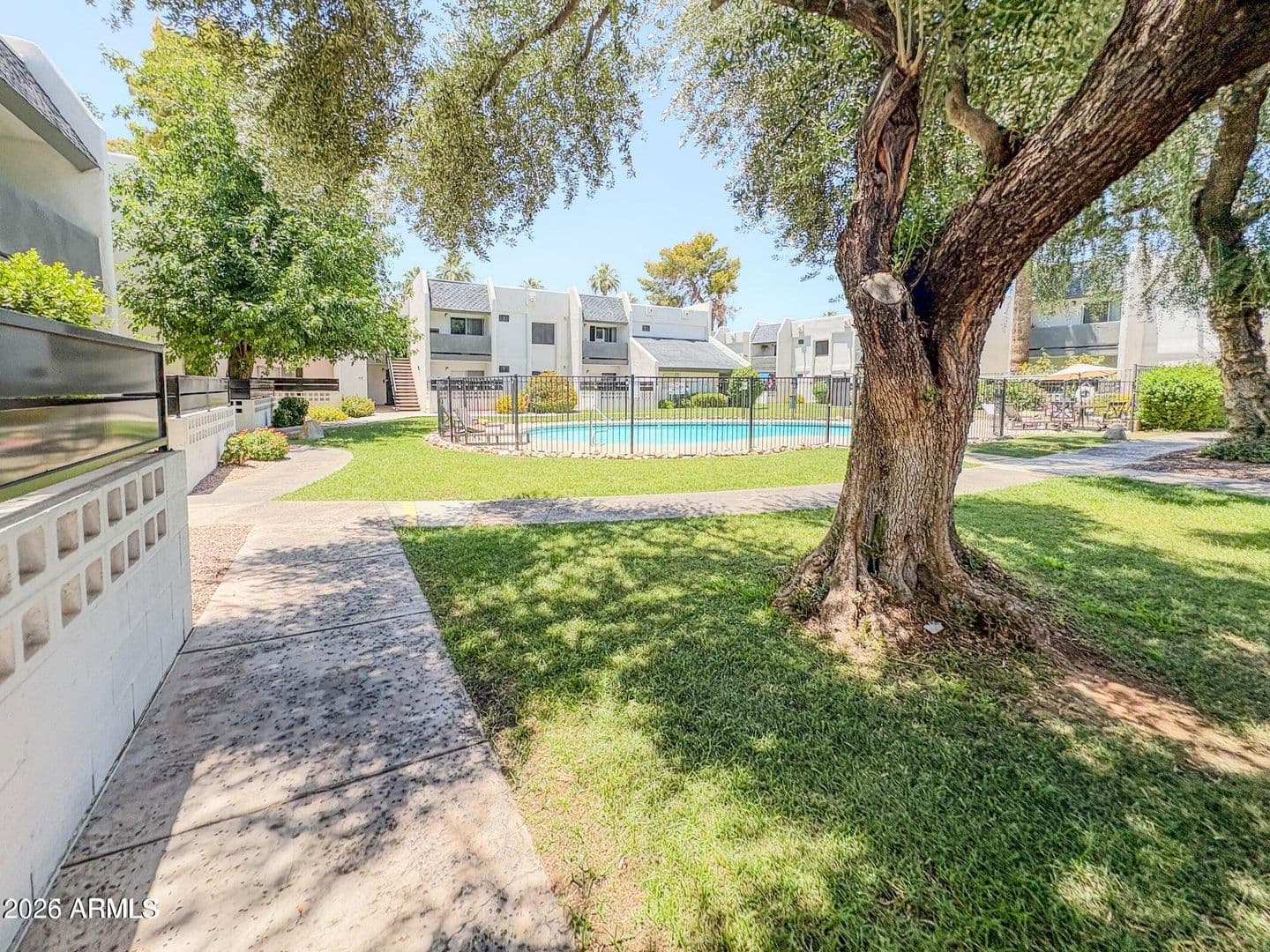 Phoenix Apartment: 302 E Monte Vista Rd A5