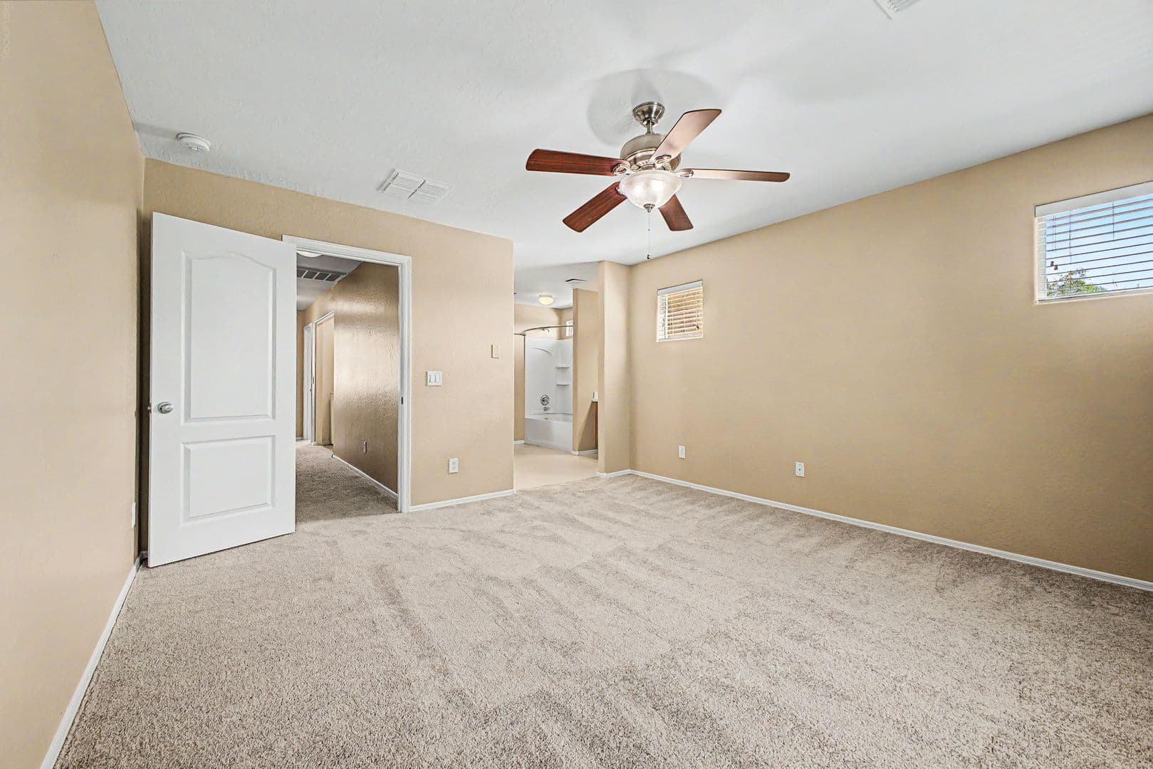 Tolleson House: 1 N 88th Dr