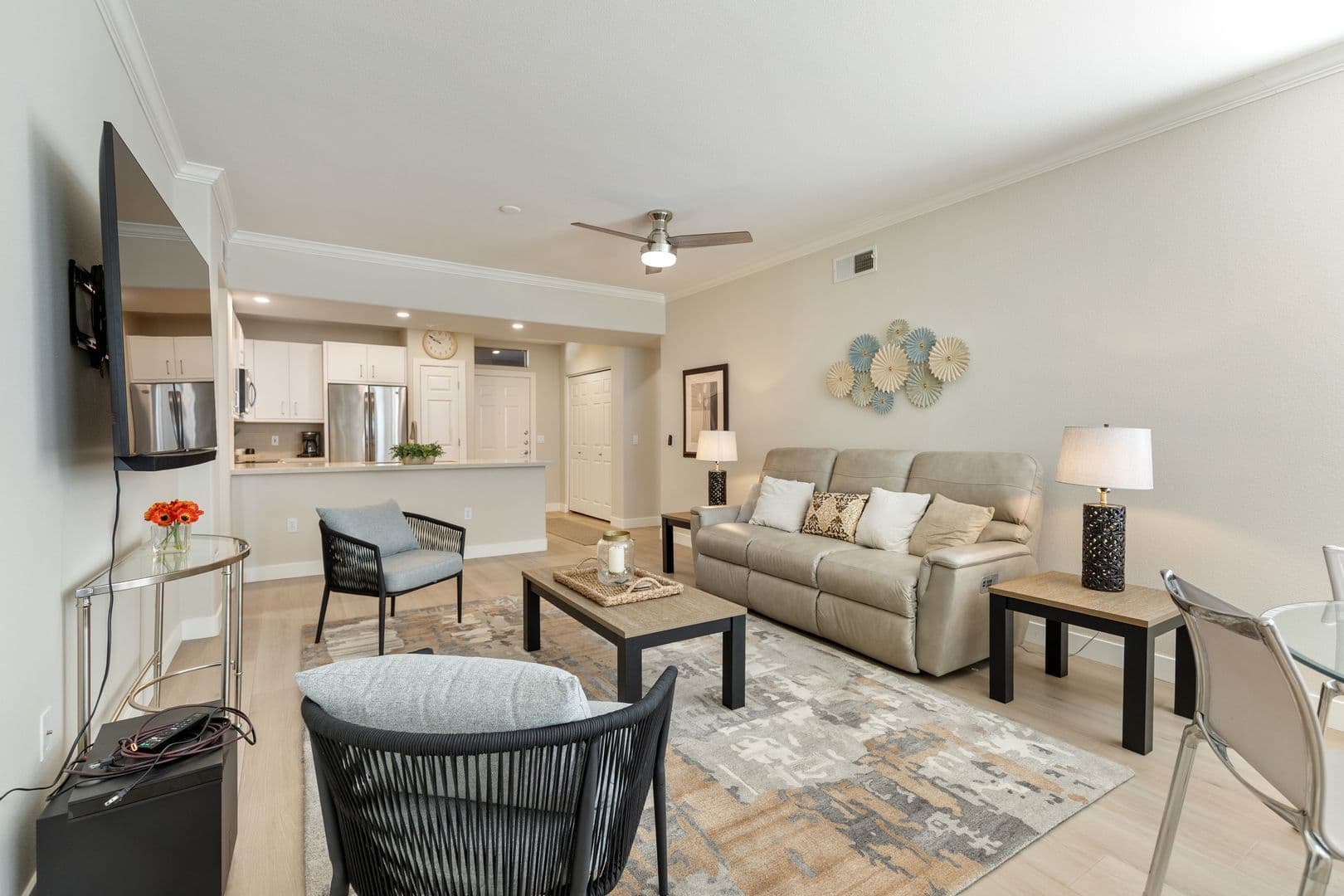 Scottsdale House: 19777 N 76th St #1332