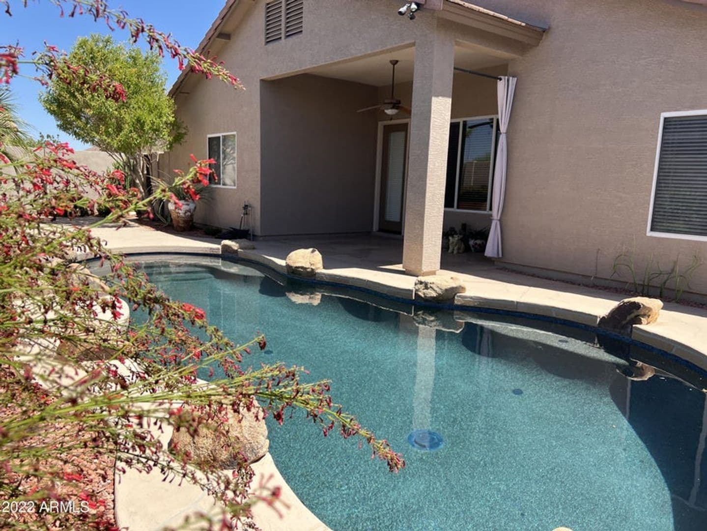 Peoria House: 7922 W Ross Ave