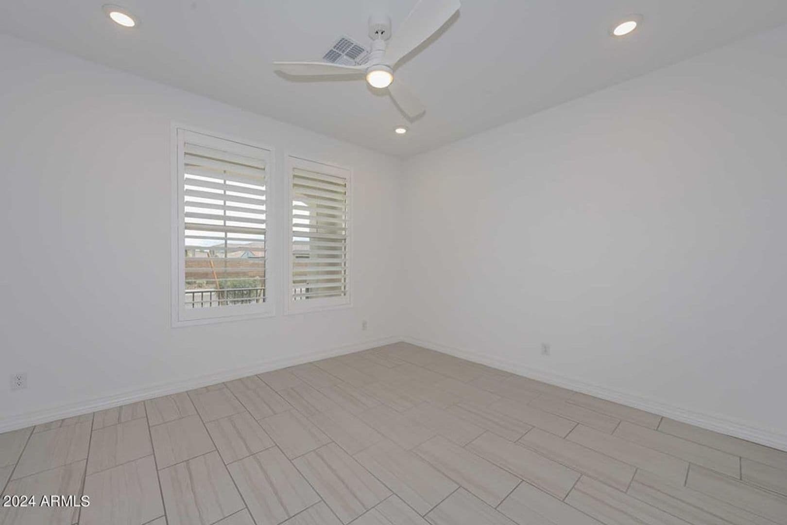 Peoria House: 29758 N 114th Dr