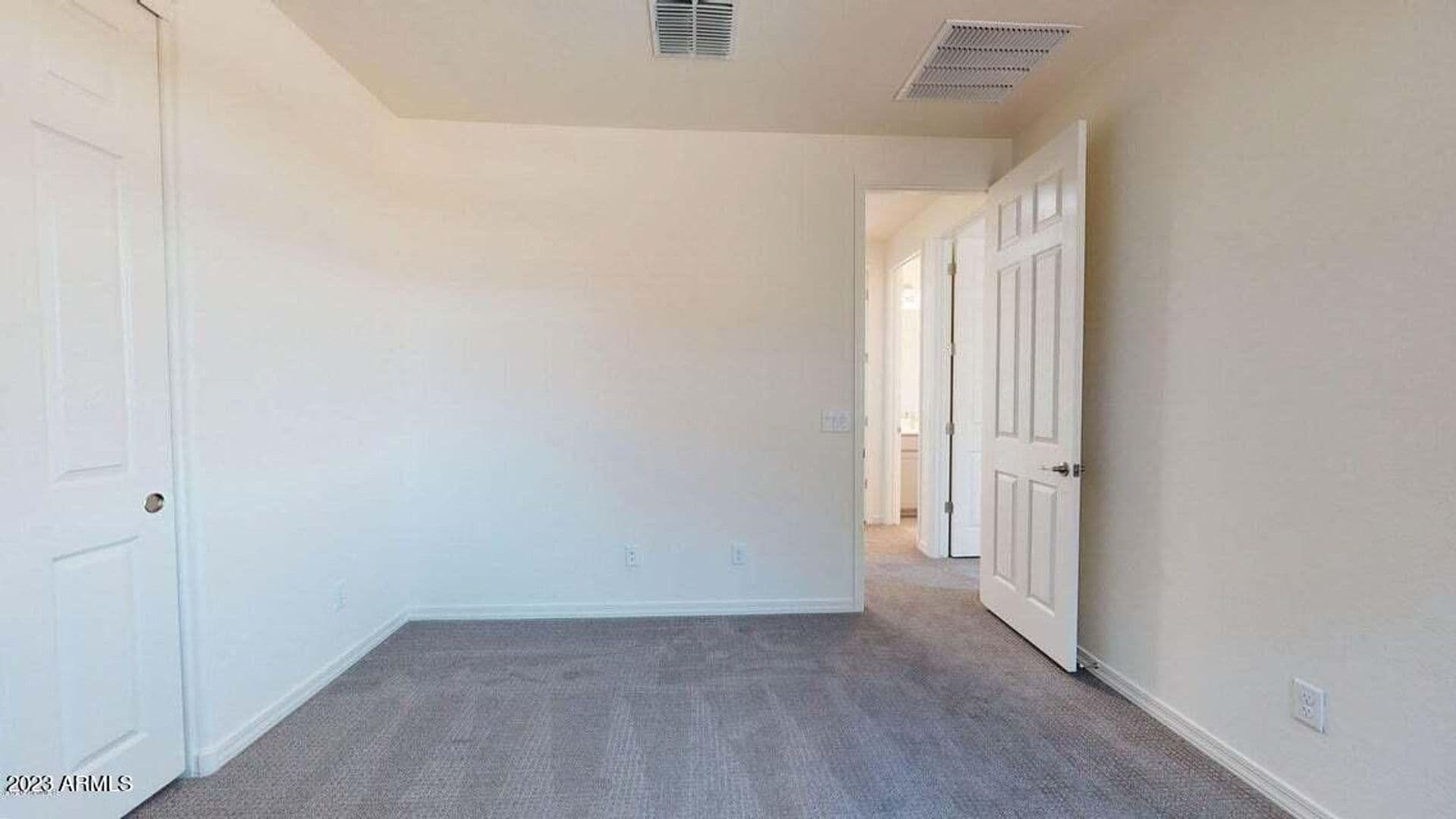 Chandler House: 1107 S Vine St