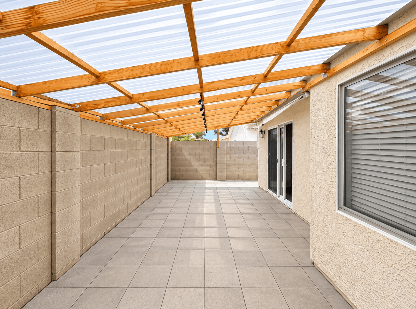 Phoenix House: 8520 W Palm Ln #1101