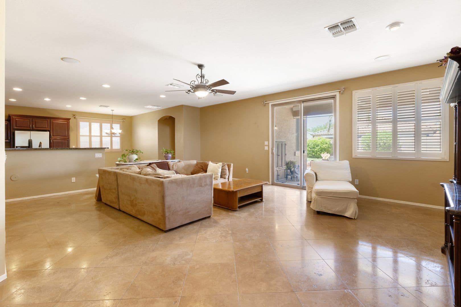 Gilbert House: 2992 E Ravenswood Dr