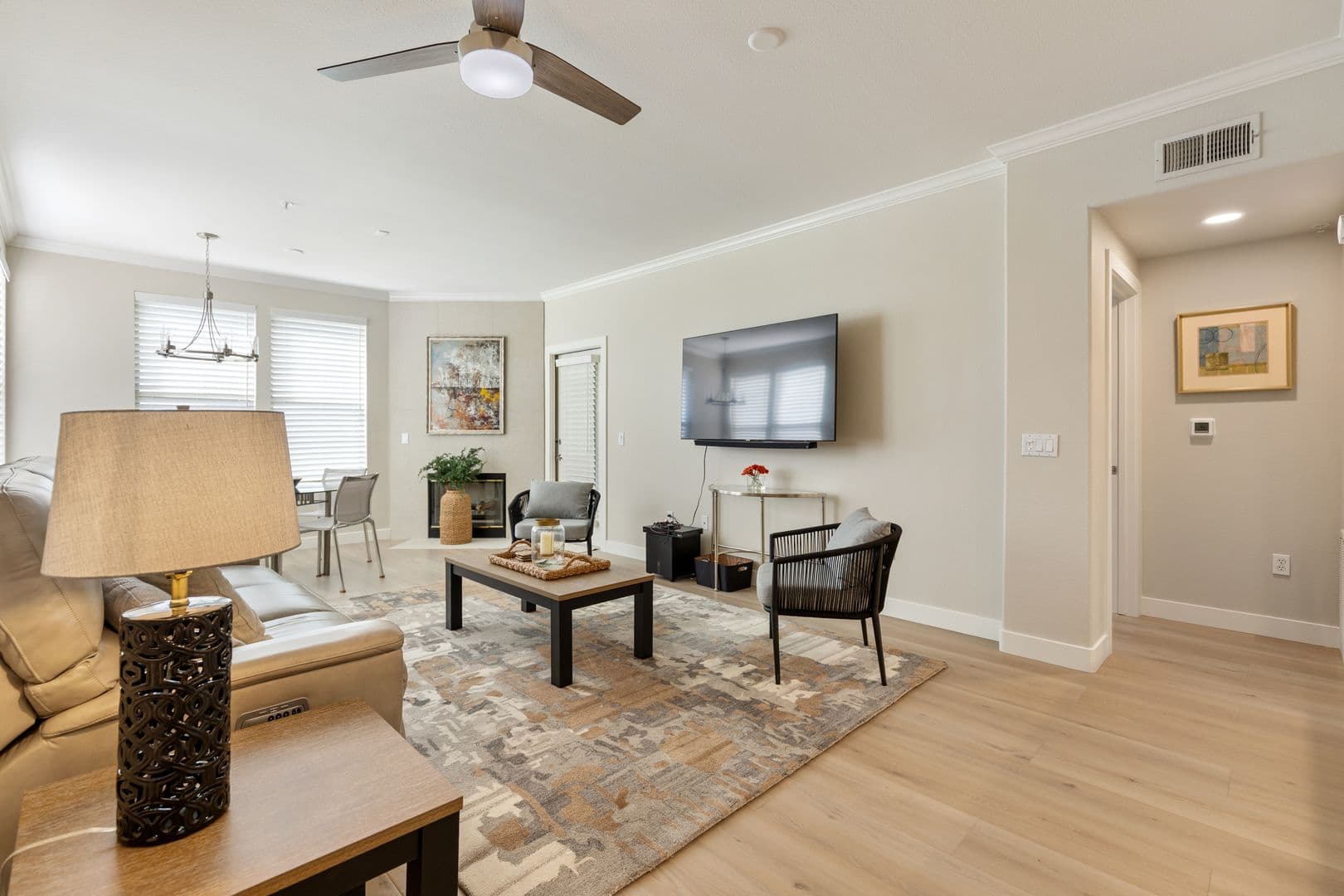 Scottsdale House: 19777 N 76th St #1332