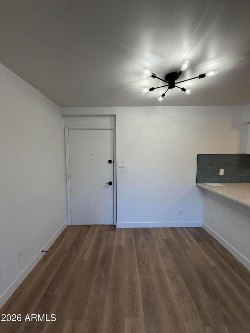 Phoenix Apartment: 302 E Monte Vista Rd A5