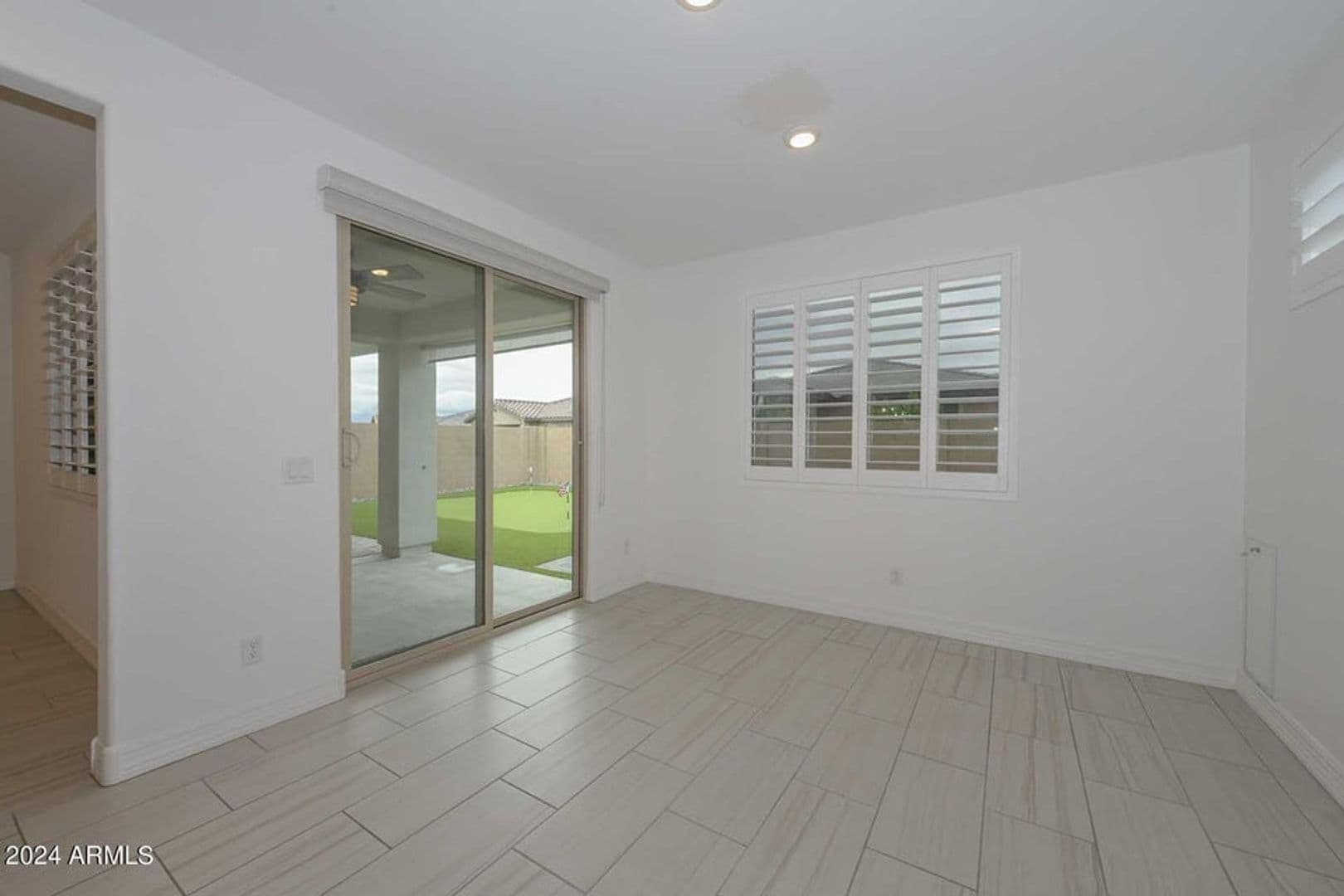 Peoria House: 29758 N 114th Dr