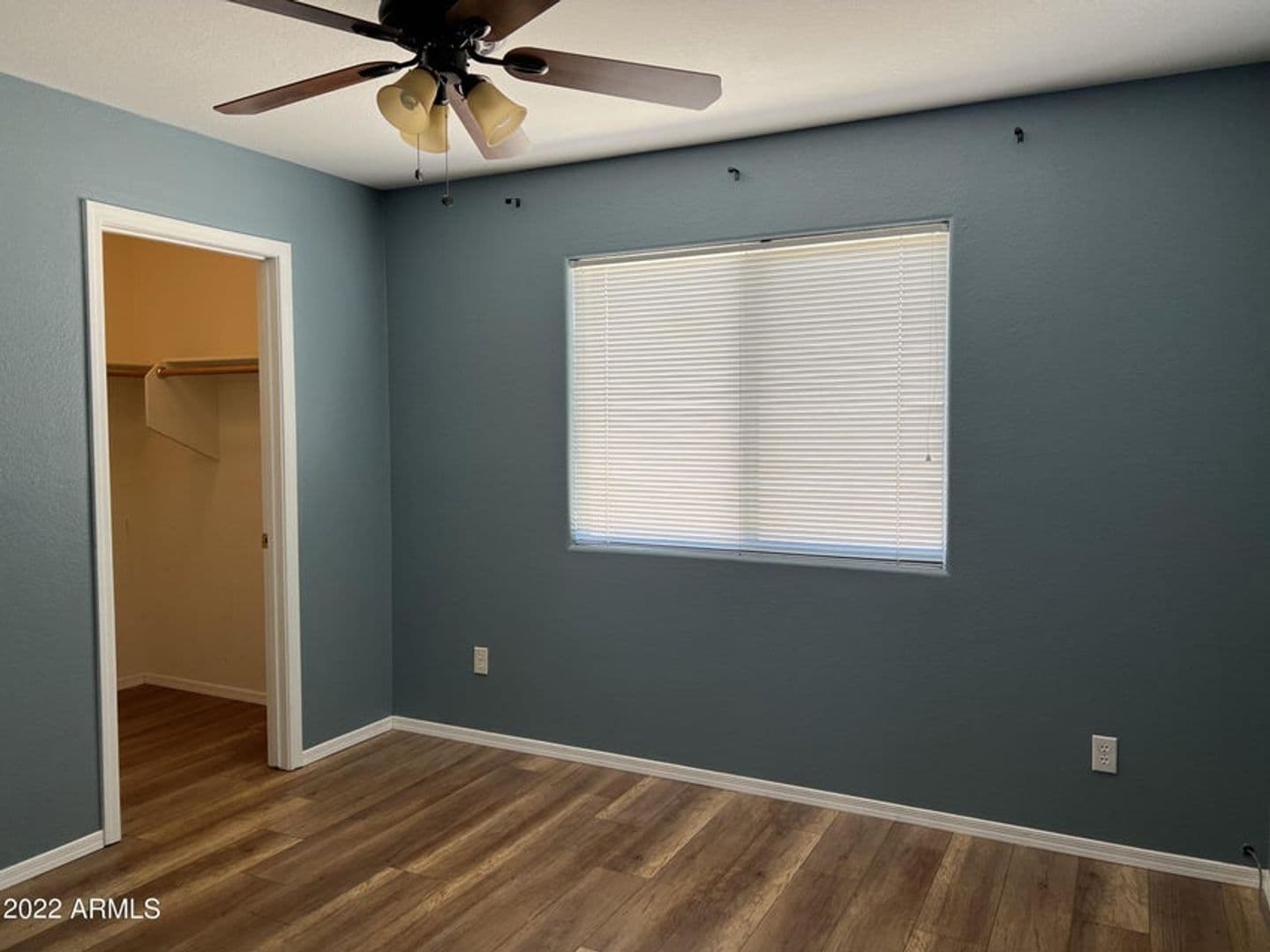 Peoria House: 7922 W Ross Ave