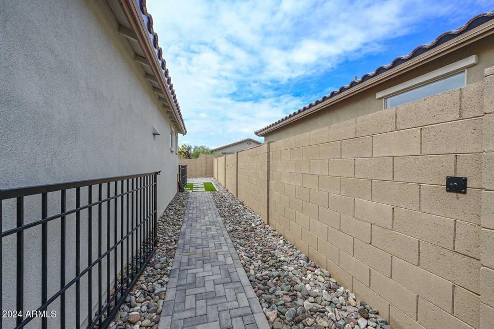 Peoria House: 29758 N 114th Dr