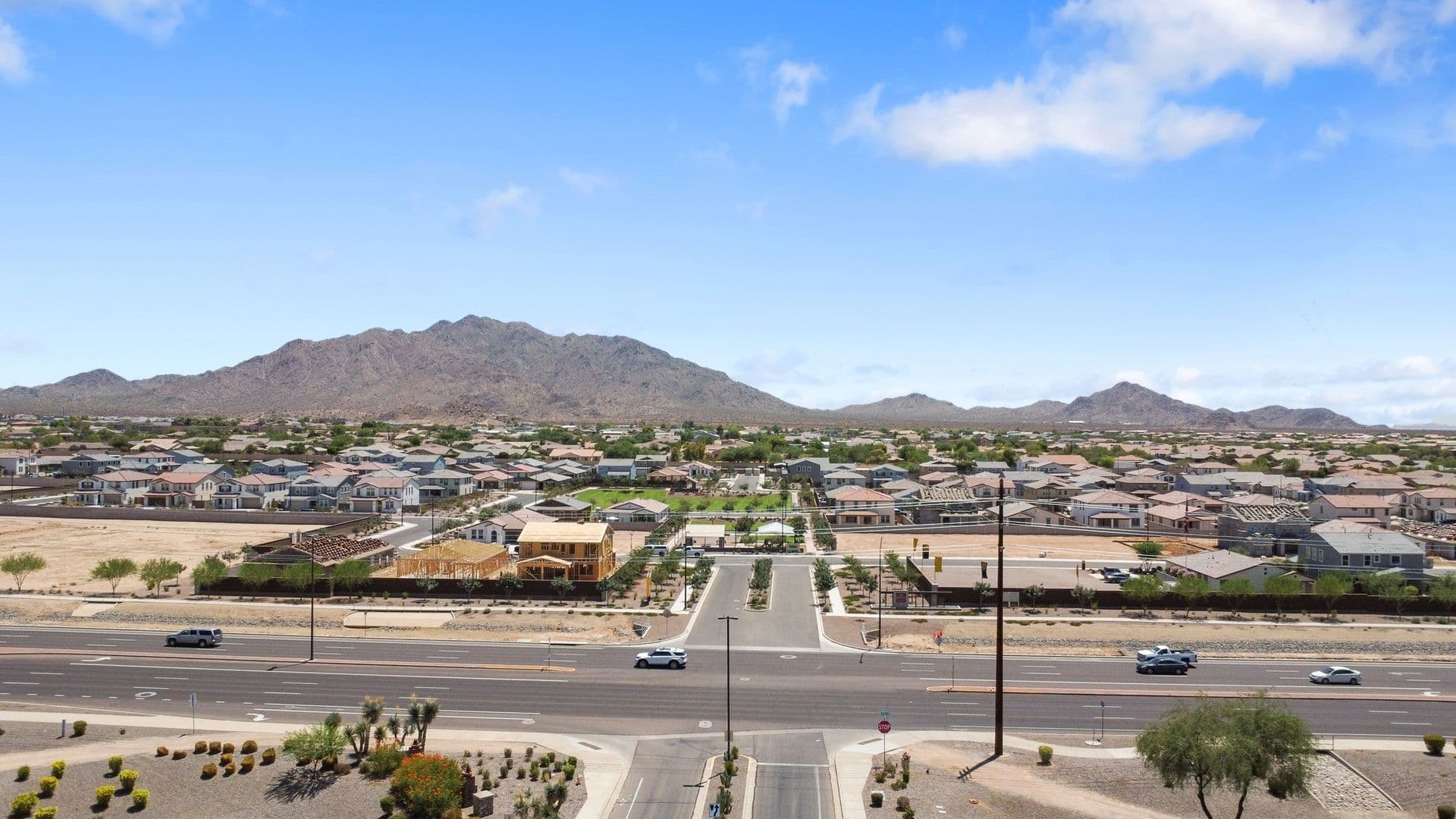 Gilbert House: 2992 E Ravenswood Dr