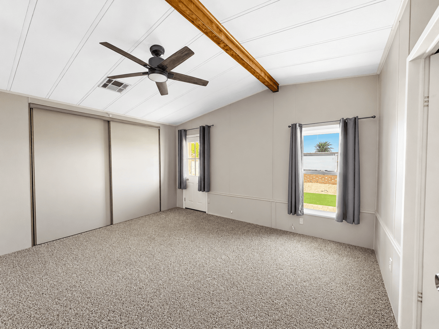 Sun Lakes House: 9317 E Cactus Ln S