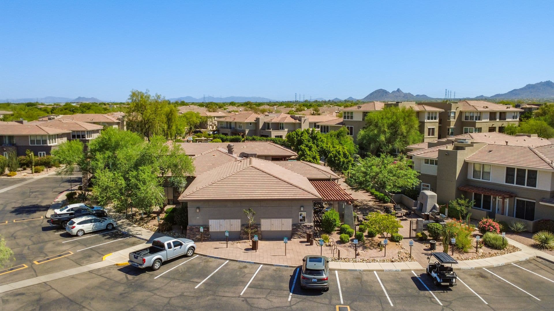Scottsdale House: 19777 N 76th St #1332