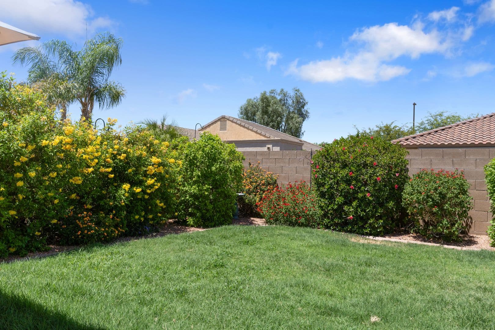 Gilbert House: 2992 E Ravenswood Dr