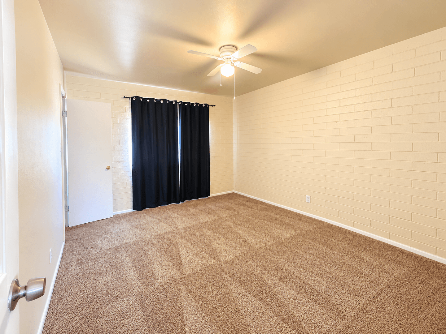 Glendale House: 5723 N 62nd Ave