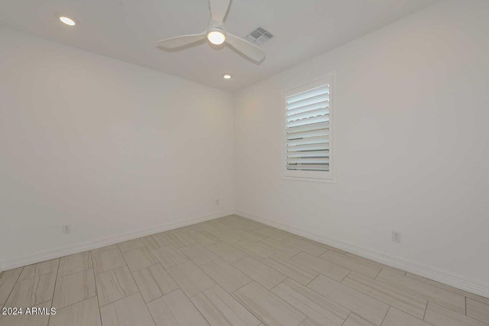 Peoria House: 29758 N 114th Dr