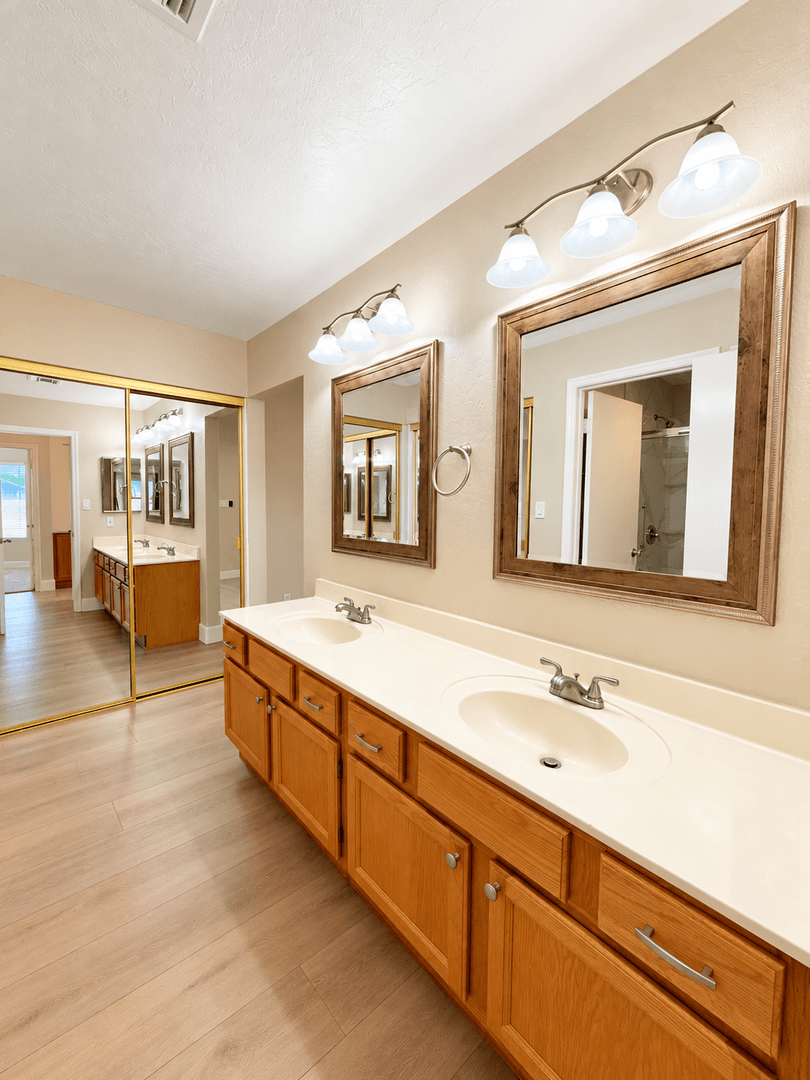 Mesa House: 4725 E Brown Rd #55