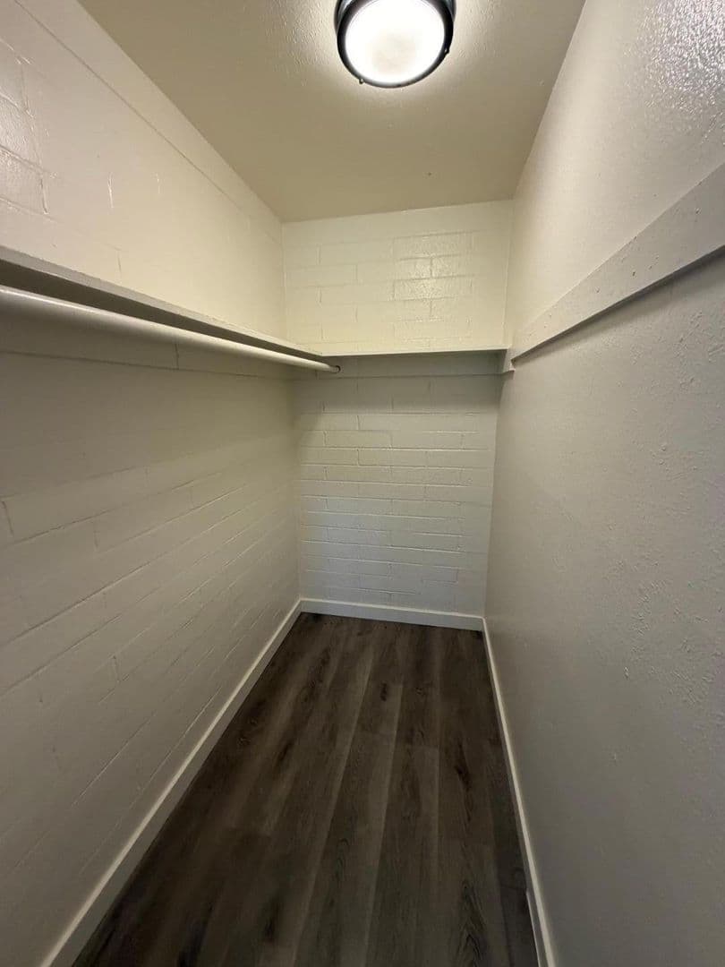 Phoenix Townhome: 1027 E Dunlap Ave #4