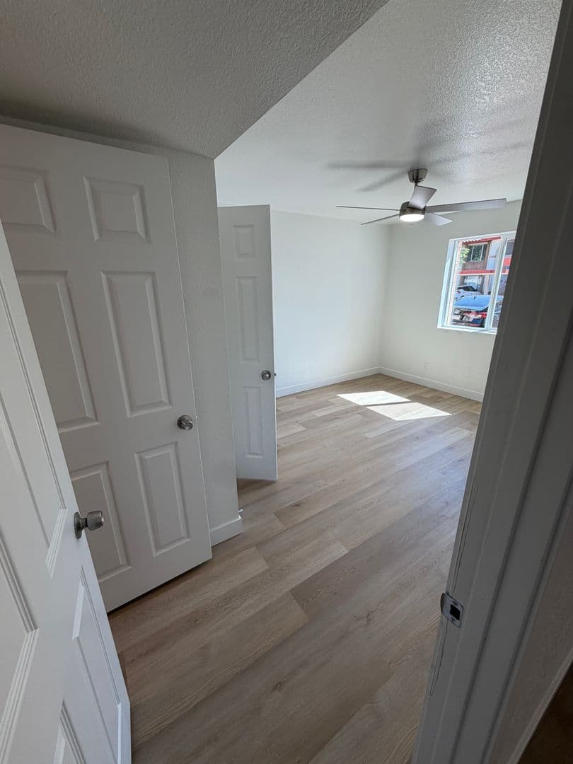 Tempe Condo: 510 W University Dr #118