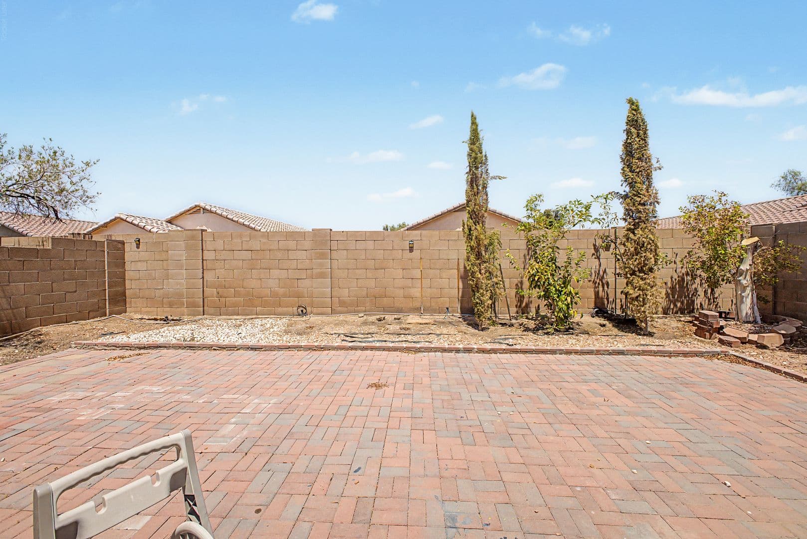 Surprise House: 14916 W Acapulco Ln